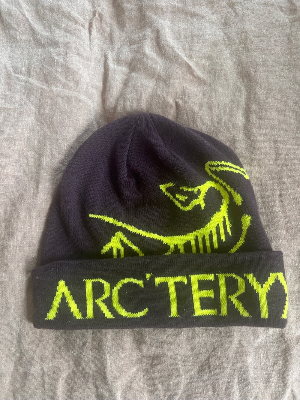 Arc’teryx hat